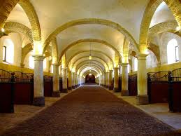 Caballerizas reales, detalle de los establos.