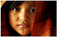 "Quizás por eso nos cueste tanto sostener la mirada de un niño"